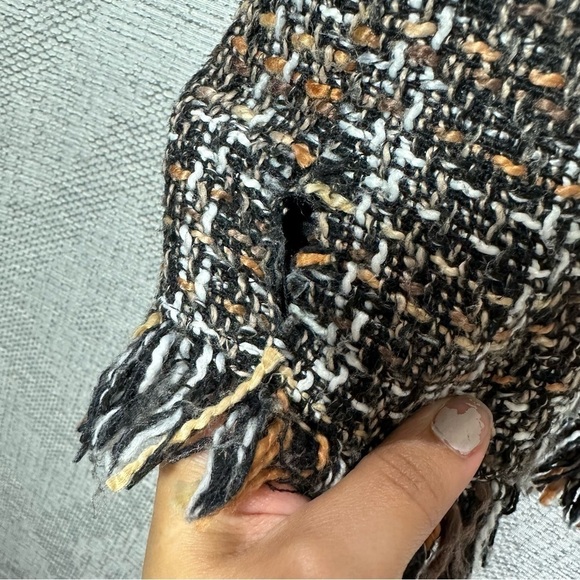 Miss T tan and black tweed plaid mini skirt with fringe hem size L - Picture 2 of 4